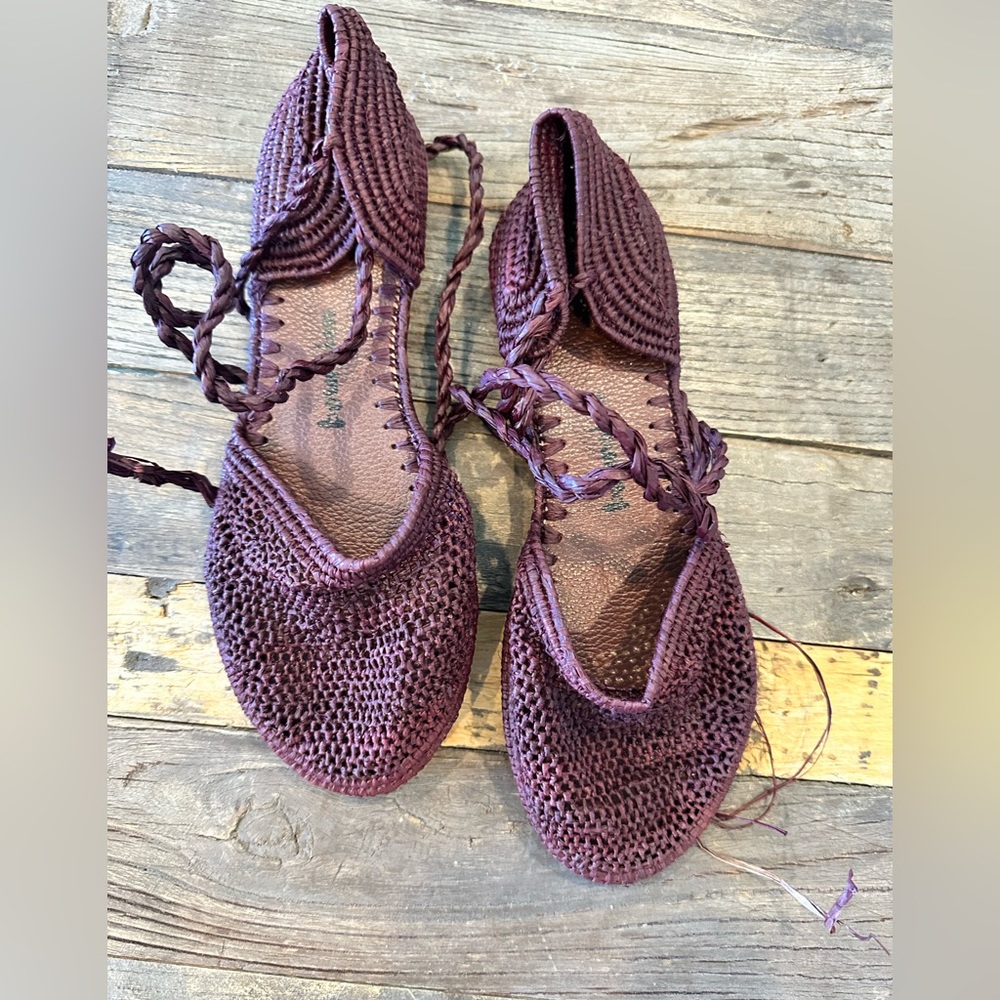Raffia sandal